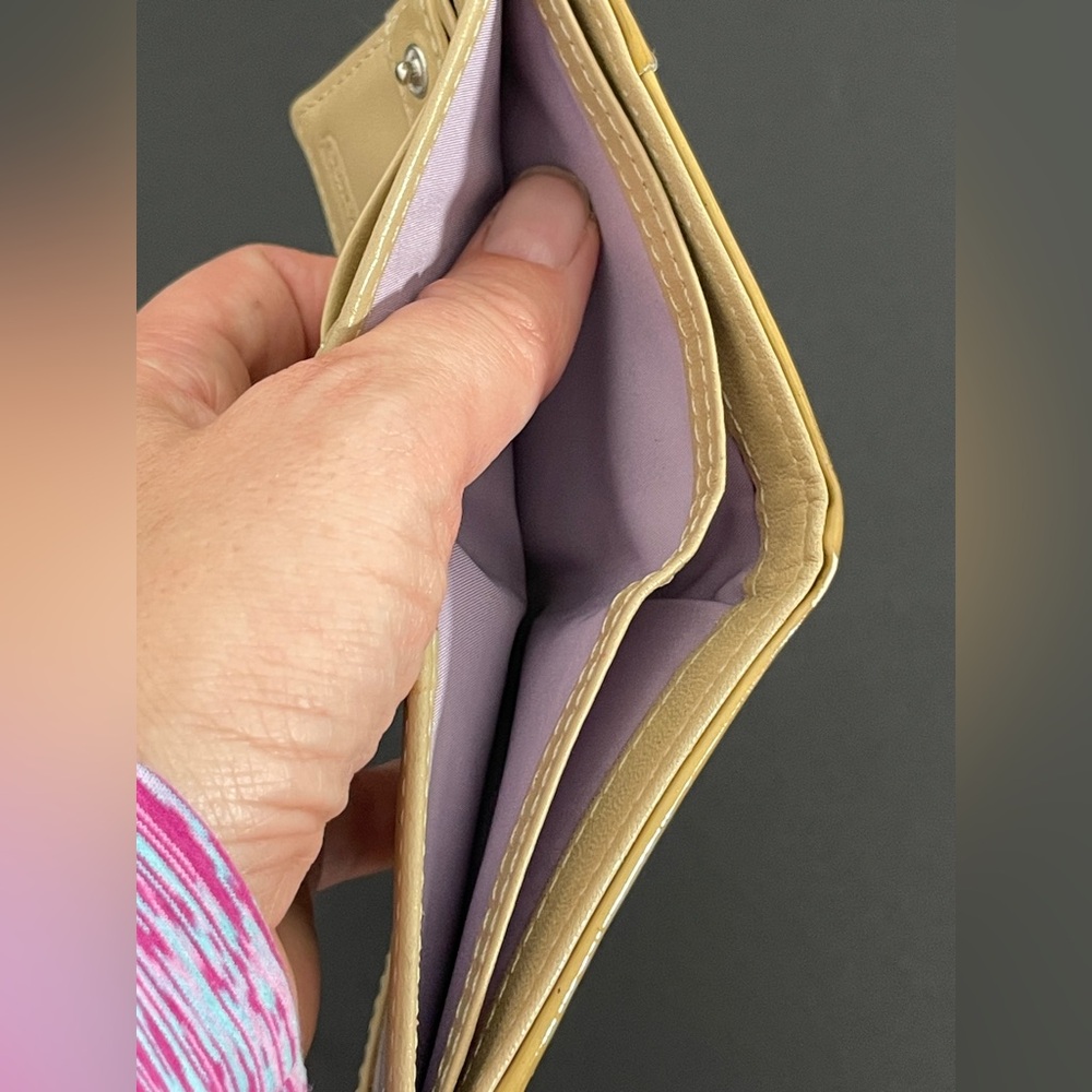 Signature Coach Mini-Wallet - Picture 3 of 4